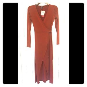 ♥️FOREVER 21 WRAP AROUND DRESS